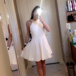 white Lulu’s dress with open back